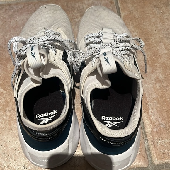 Reebok runners - Picture 5 of 6